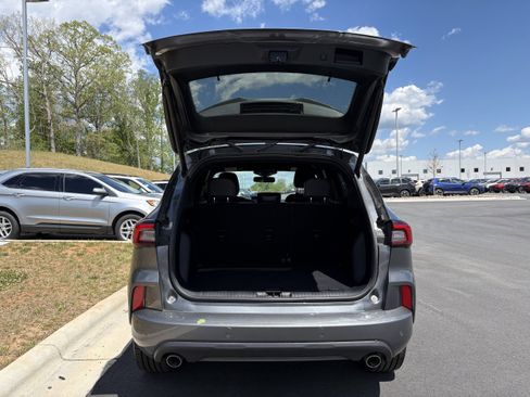 Used 2024 Ford Escape ST-Line Elite AWD/4WD image 11