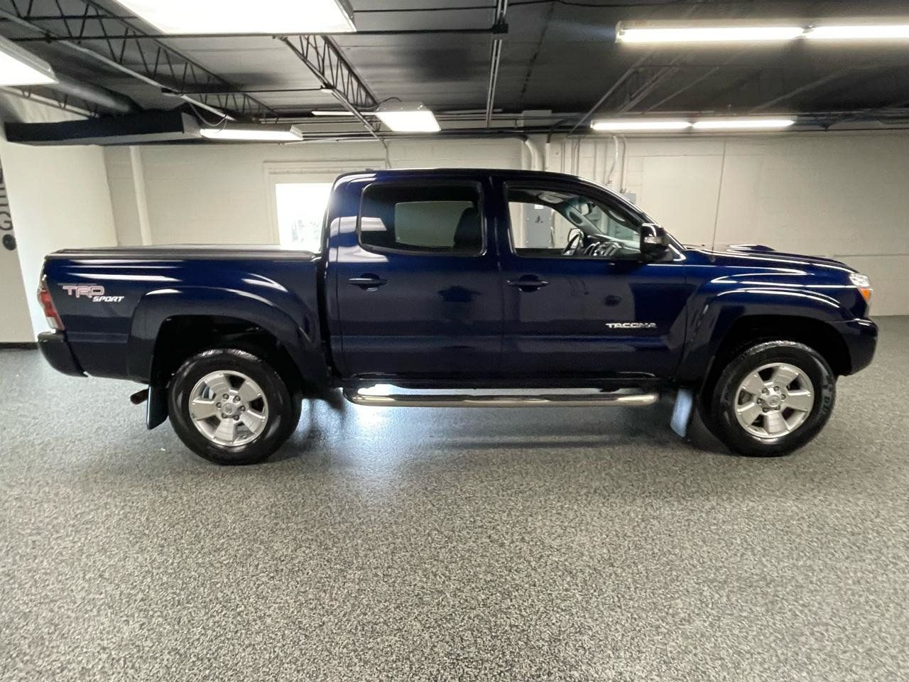 Used 2012 Toyota Tacoma 4x4 Double Cab w/ TRD Sport Pkg image 4
