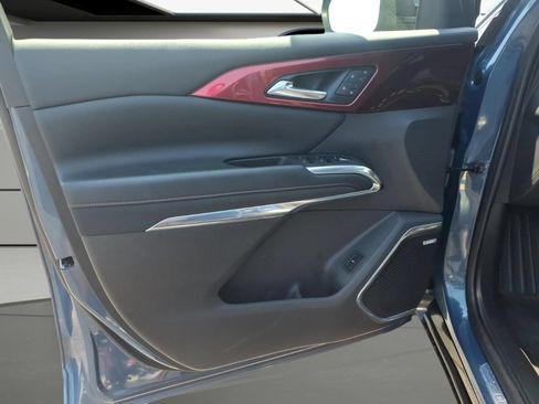 Certified 2024 Chevrolet Traverse RS AWD/4WD image 8