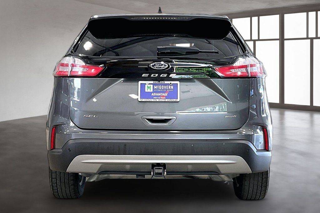 Used 2024 Ford Edge SEL w/ Convenience Package AWD/4WD image 6