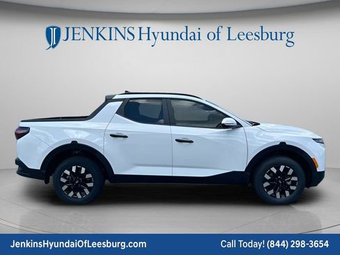New 2026 Hyundai Santa Cruz SEL FWD image 3