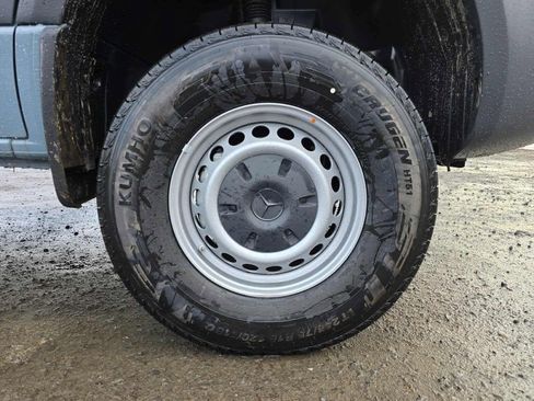 Used 2026 Mercedes-Benz Sprinter 2500 image 9