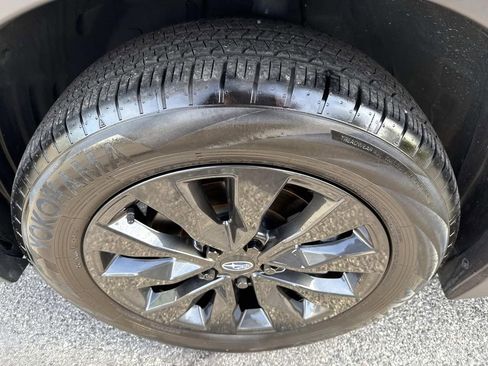 Used 2025 Subaru Outback Onyx Edition image 12