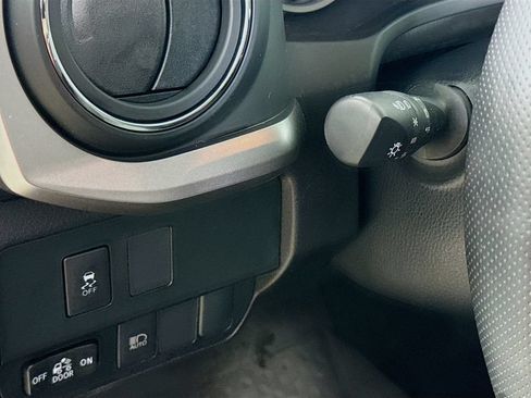 Certified 2023 Toyota Tacoma SR5 AWD/4WD image 11