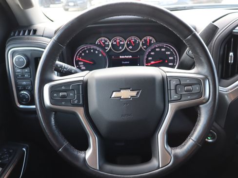 Used 2022 Chevrolet Silverado 1500 LT image 14