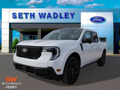 New 2026 Ford Maverick Lariat w/ Black Appearance Package image 8