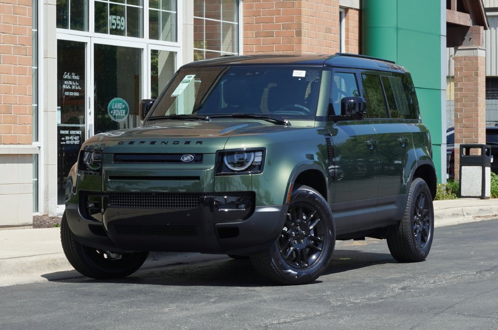 Used 2026 Land Rover Defender 110 S AWD/4WD image 1