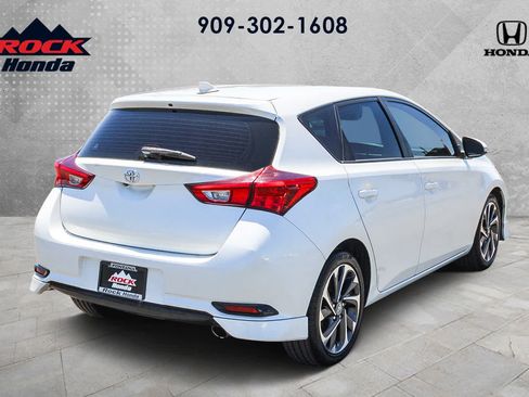 Used 2017 Toyota Corolla iM w/ Carpet Mat Package FWD image 6