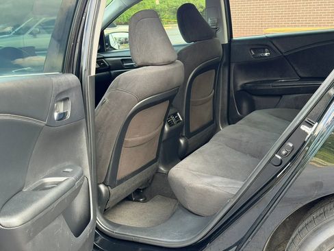 Used 2014 Honda Accord EX image 9