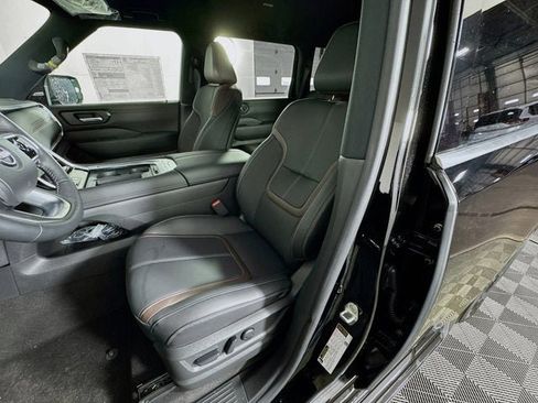 New 2025 Nissan Armada SL w/ Captain's Chari Seat Package image 24