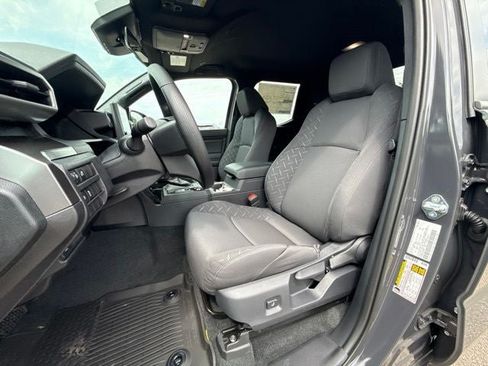 Used 2026 Toyota Tacoma SR5 AWD/4WD image 17