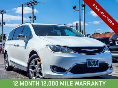 Used 2018 Chrysler Pacifica Limited