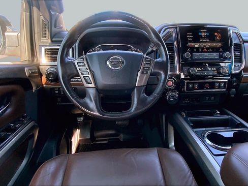Used 2022 Nissan Titan Platinum Reserve w/ Moonroof Package AWD/4WD image 6