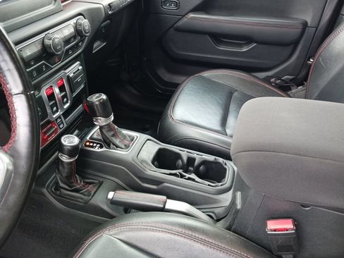 Used 2021 Jeep Wrangler Rubicon AWD/4WD image 11
