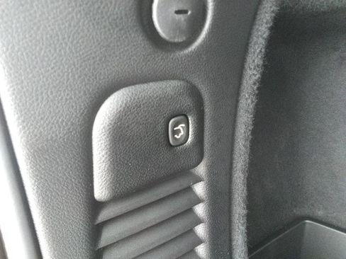 Used 2025 Dodge Durango GT image 9