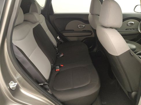 Used 2019 Kia Soul FWD image 19
