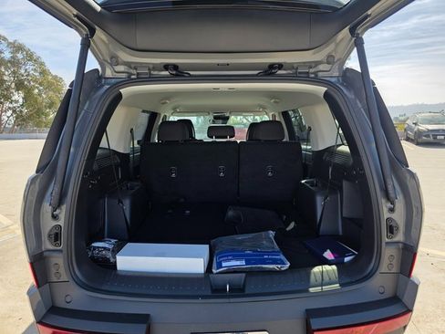 New 2026 Hyundai Santa Fe SE image 11