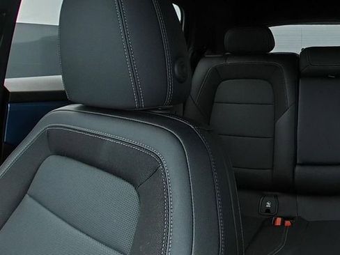 Used 2025 Chevrolet Equinox EV LT w/ Convenience Package FWD image 24