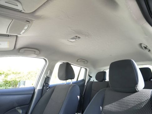 Used 2017 Nissan Leaf S w/ Charge Package FWD image 21