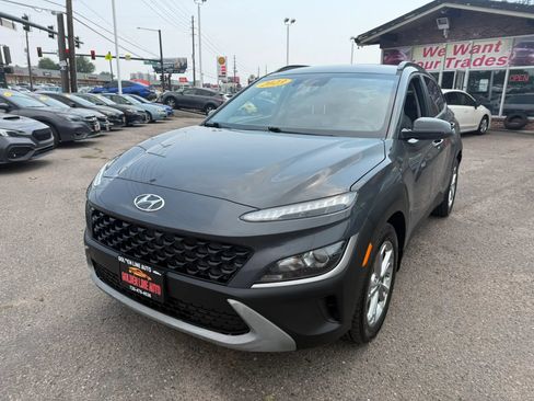Used 2023 Hyundai Kona SEL AWD/4WD image 4