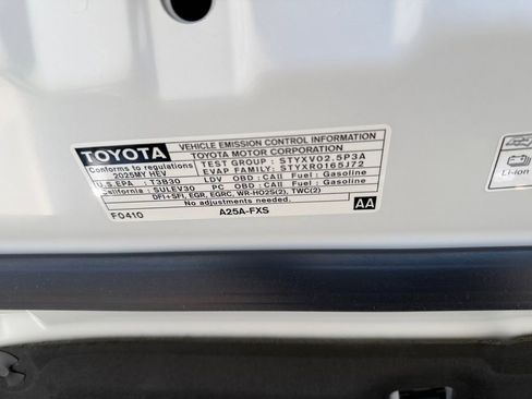 Used 2025 Toyota Camry XSE image 32