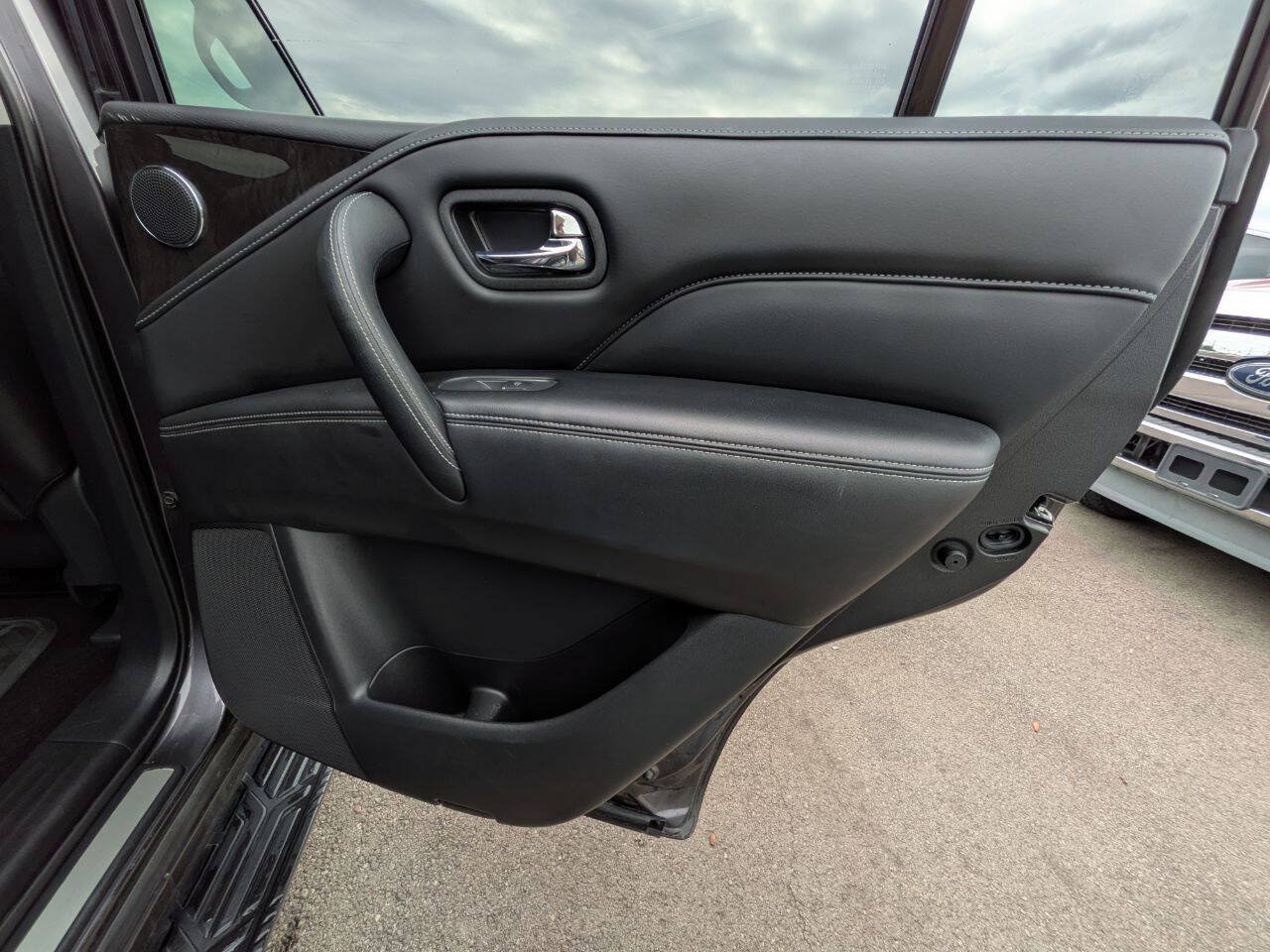 Used 2024 INFINITI QX80 Luxe AWD/4WD image 27