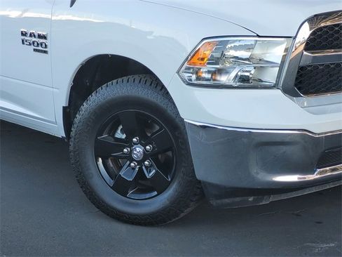 Certified 2024 RAM 1500 Classic SLT image 3