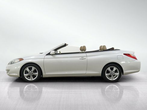 Used 2006 Toyota Solara SE FWD image 3