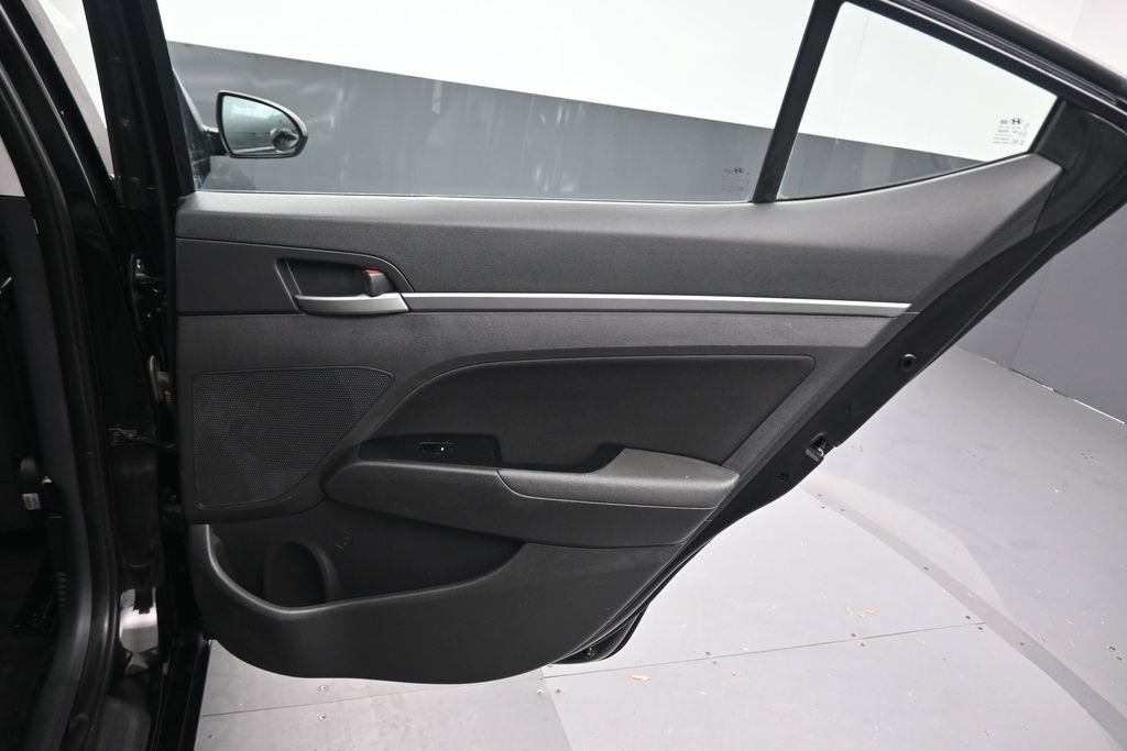 Used 2018 Hyundai Elantra Value Edition w/ Cargo Package FWD image 31