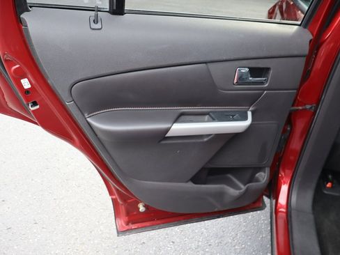 Used 2014 Ford Edge SEL w/ Equipment Group 205A image 21