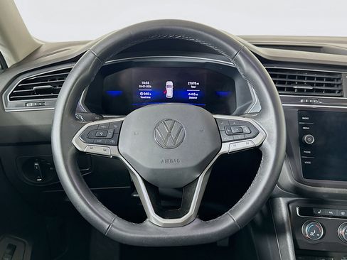 Used 2024 Volkswagen Tiguan Wolfsburg Edition image 18