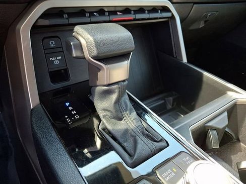 Used 2024 Toyota Tundra SR5 AWD/4WD image 16
