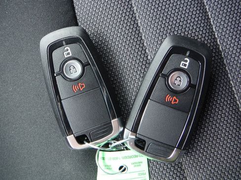 Used 2024 Ford Edge SE AWD/4WD image 36