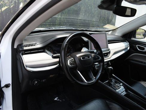 Used 2022 Jeep Compass Limited AWD/4WD image 14
