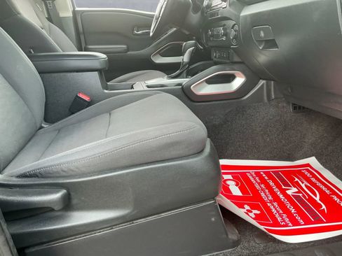 Used 2022 Nissan Frontier SV w/ Technology Package image 20