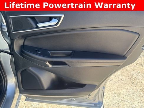 Used 2024 Ford Edge SEL image 16