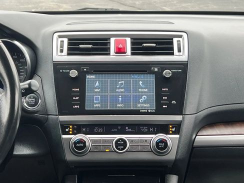 Used 2016 Subaru Outback 2.5i Limited image 19