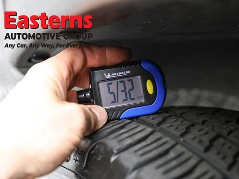 Used 2022 Jeep Compass Trailhawk w/ Trailhawk Elite Group image 32