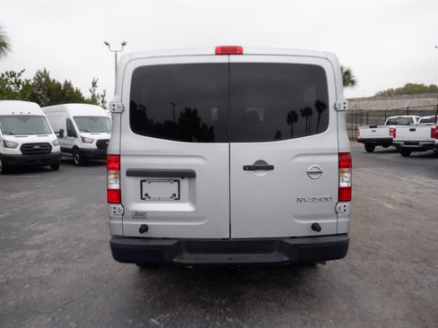 Used 2019 Nissan NV 3500 S image 4