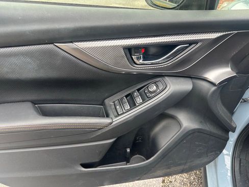 Used 2023 Subaru Crosstrek 2.5i Limited w/ Moonroof Package image 23