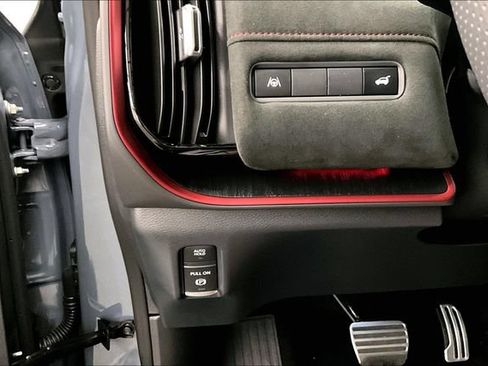 New 2026 Nissan Armada NISMO AWD/4WD image 32