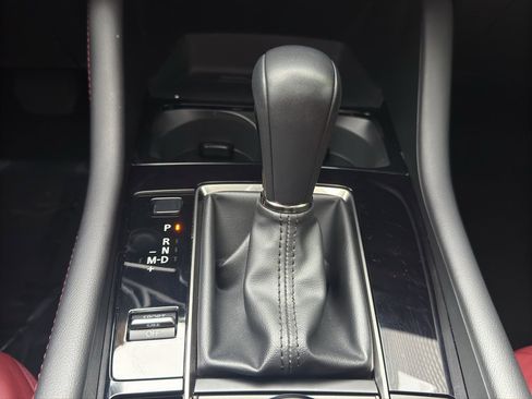 Used 2024 MAZDA MAZDA3 s image 25