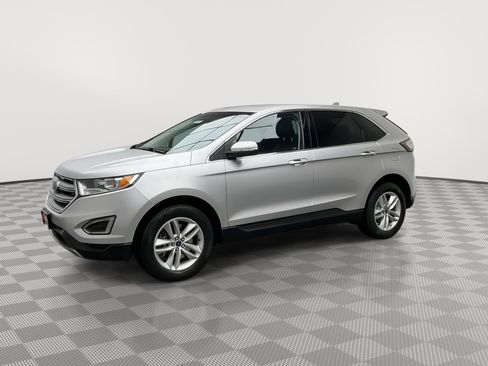 Used 2018 Ford Edge SEL w/ Equipment Group 201A image 35