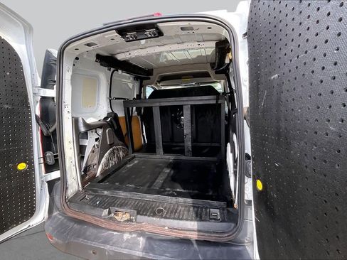 Used 2017 Ford Transit Connect XL FWD image 17