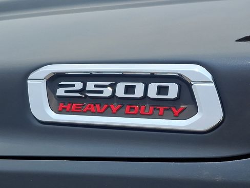 Used 2025 RAM 2500 Big Horn AWD/4WD image 32