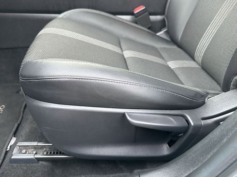 Used 2025 MAZDA CX-50 AWD 2.5 S w/ Select Package image 12