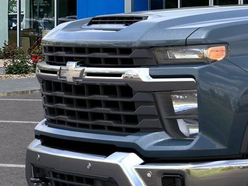 New 2026 Chevrolet Silverado 2500 LT image 13
