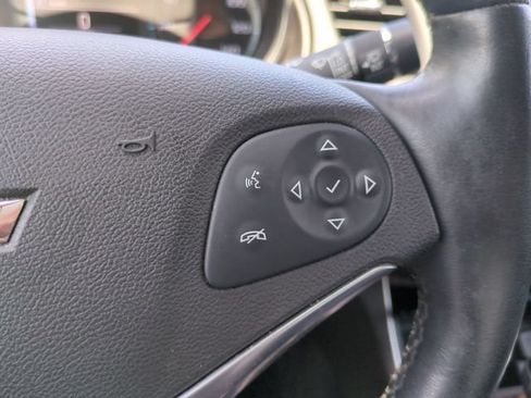 Used 2015 Chevrolet Impala LTZ FWD image 29