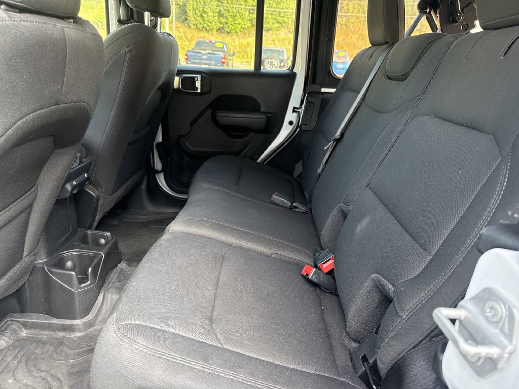 Used 2022 Jeep Wrangler Unlimited Sport AWD/4WD image 22
