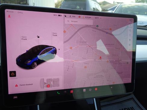 Used 2018 Tesla Model 3 RWD image 40